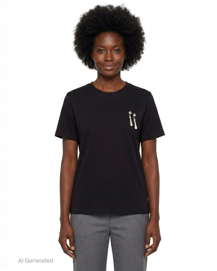 Jewel Earring Appliqué Tee | N°21 | Club21 - front