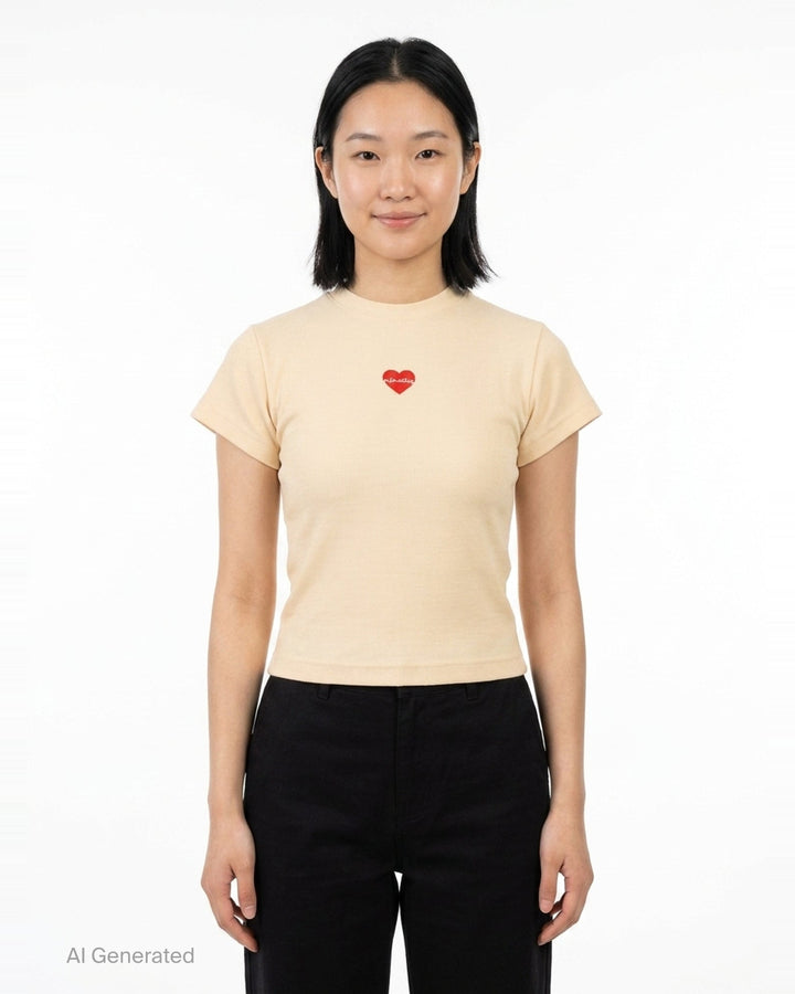Holly Heart Logo Tee | Nineties | Club21 - front