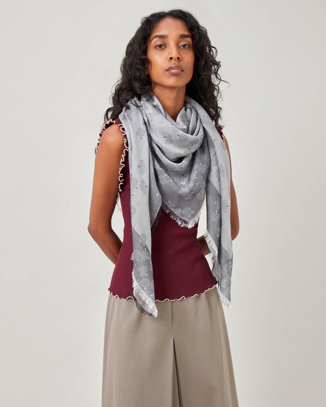 塔瑪拉方形灰色有機棉