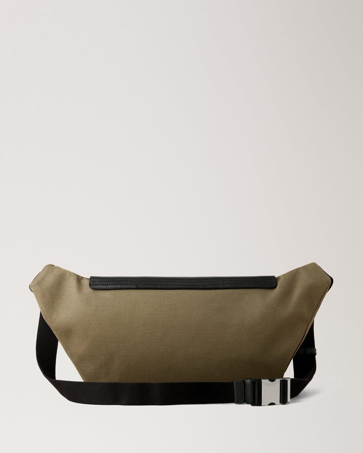 Skye Messenger 橄欖色和黑色帆布和小號經典粒面