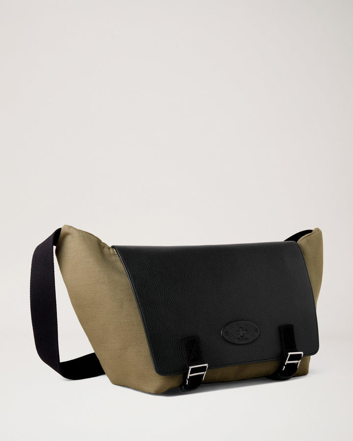 Skye Messenger 橄欖色和黑色帆布和小號經典粒面