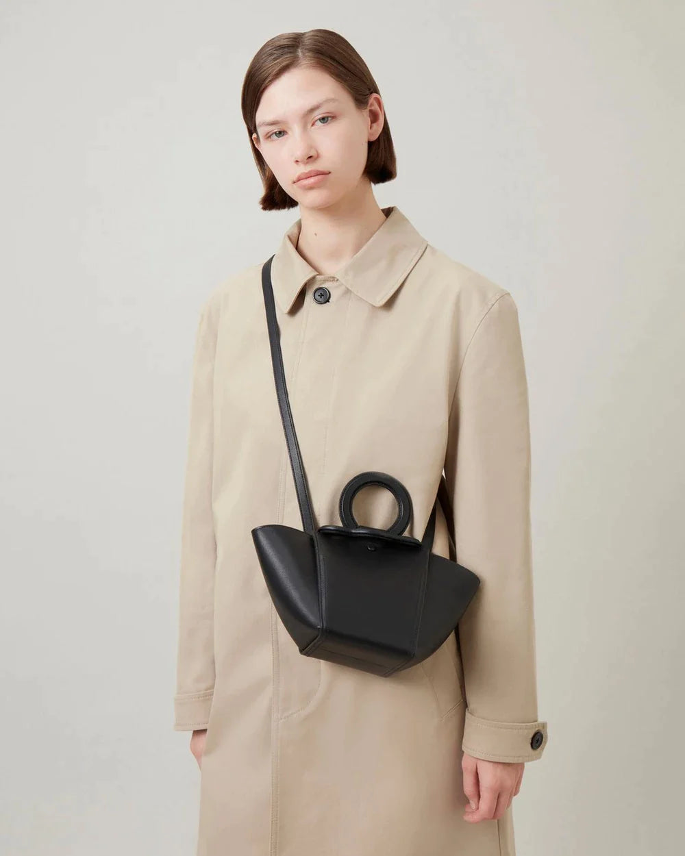 迷你騎士頂部提手包 絲質小牛皮（黑色）