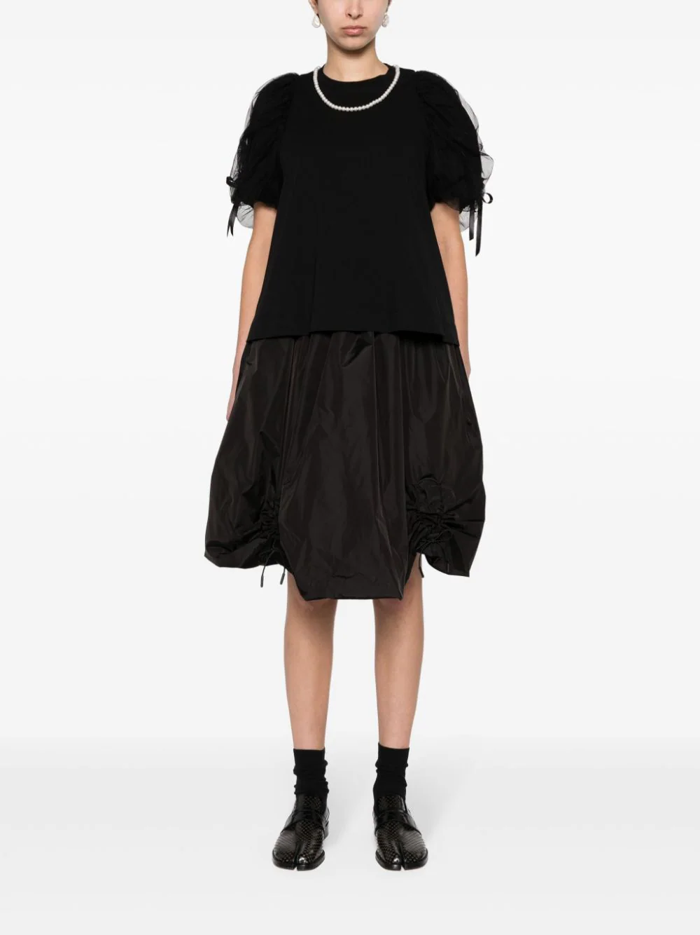 珠飾薄紗罩層泡泡袖 T 卹